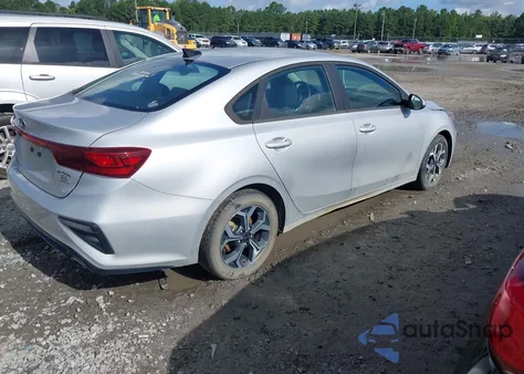 2021 Kia Forte Lxs из США, поврежденный, VIN 3KPF24AD7ME318479